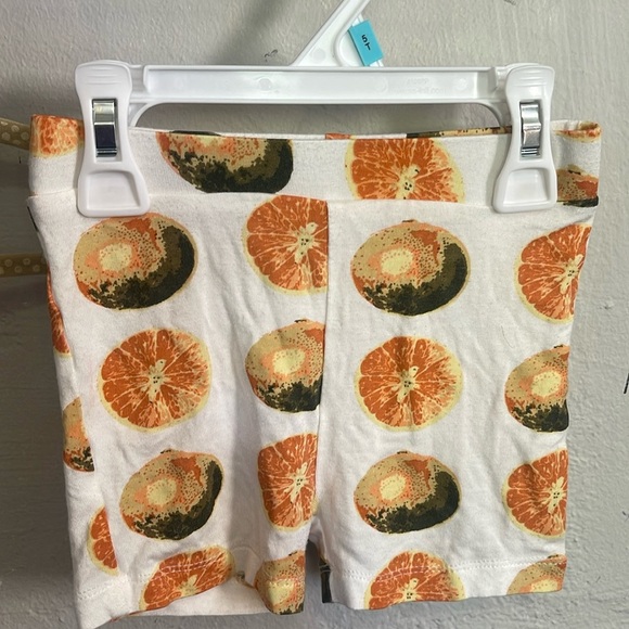 Kate Quinn Orange and White Orange Citrus Print Top and Shorts Set - Picture 4 of 5